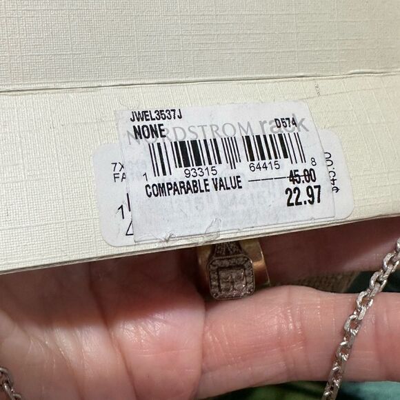 NWT Lucky Brand Cream Color Druzy Statement Necklace 16” - Picture 4 of 5